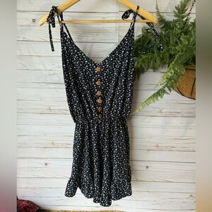 Women’s navy and white romper size 6